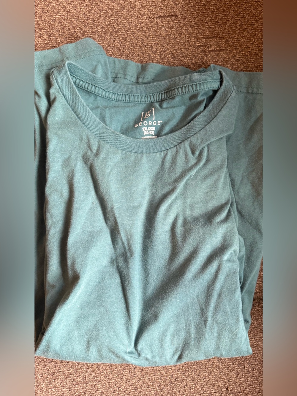 2 Goodfellow & Co Short Sleeve Tee — Teal/blue
1 UA blue sports shirt